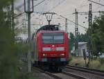 146 031 mit dem RE5 aus Koblenz nach Emmerich kurz hinter Sechtem, 9.8.10