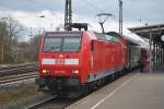 Am 26. Mrz 2011 steht 146 005 mit dem RE2 nach Mnster (Westf.) in Haltern am See.