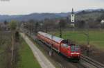 146 112-8 mit dem RE 26519 (Offenburg-Basel Bad Bf) in Denzlingen 17.3.12
