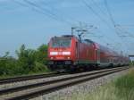 Am 15.08.2012 ist 146 233-2 auf dem Weg von Offenburg ber Freiburg (Brsg) nach Basel Bad Bf unterwegs.