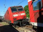 Am 26.05.2012 entgleiste 146 023 im Aachener Hbf beim Versuch mit sechs Doppelstockwagen am Haken eine Gleishexe zu berfahren.