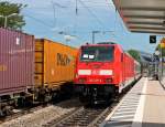 Notschuss auf die frisch Hauptuntersuchte 146 229-0, die am Mittag des 07.06.2014 am Schluss des Pbz 2459 (Karlsruhe Hbf - Basel Bad Bf) hing und bis Freiburg am Zug blieb. Hier ist der Zug bei der Durchfahrt in Emmendingen.