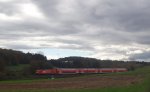 146 222 schiebt ihren IRE Lindau-Stuttgart auf dem Abschnitt Ulm-Stuttgart. Oktober 2014.