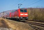 146 245-6 ist mit einen RE von Frankfurt/M. komment in Richtung Würzburg bei Thüngersheim unterwegs,gesehen am 15.02.2017.