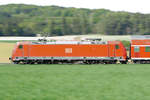 Mitzieher von 146 244 am RE (Nürnberg Hbf - München Hbf) bei Seubersdorf, 23.04.2020