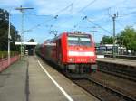 146 229-0 mit dem RE 5183 bei der Abfahrt in Radolfzell am 15.8.07