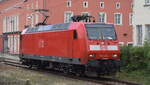 DB Regio AG [D]  146 001  [NVR-Nummer: 91 80 6146 001-3 D-DB] bei einer Testfahrt am Bahnhof Dessau Hbf., 25.05.23