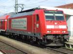 146 201 steht im Bahnhof Singen (Hohentwiel) zur Abfahrt nach Stuttgart Hbf bereit (25.08.2007)