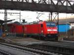 146 231-6 schiebt gerade den IRE 5184 von der Abstellgruppe in den Bahnhfo von Konstanz 9.12.07