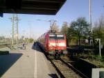 BR 146 002 mit 5 DOSTO an der Endstation Emmerich.