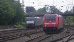 ES64F4 083 und 146 225 treffen am 22 Mai 2010 in Ulm aufeinander