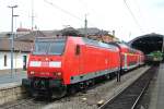 146 015 mit RE 10522 von Koblenz nach Emmerich beim Halt in Bonn HBF. 17.06.2015 um 15:06 Uhr. 