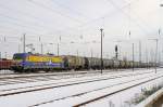 146 522 mit Kesselwagenzug nach Stendell am 03.12.2010 beim Halt in Angermnde