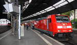 146 276 DB steht mit dem RE1 im Bahnhof Aachen bereit zur Abfahrt nach Hamm-Westfalen.