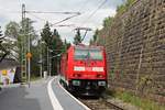 Nachschuss auf 146 233-2  Donaueschingen , welche am 30.07.2017 mit ihrer RB (Seebrugg - Freiburg (Brsg) Hbf) von Gleis 6 des Startbahnhofes gen Schluchsee ausfuhr.