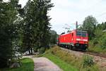 Als RB (Freiburg (Brsg) Hbf - Seebrugg) fuhr am Mittag des 30.07.2017 die 146 235-7  Konstanz  zwischen Aha und Schluchsee über die Dreiseenbahn in Richtung Zielbahnhof.