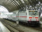Zur Abfahrt stand am 06.06.2020 der IC 2442 nach Köln Hbf bereit. Schublok war 146 - 570 - 7. Aufnahme entstand vom Dresdener Hauptbahnhof. 06.06.2020 Dresden Hbf.