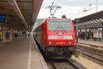 Ulm Hauptbahnhof steht 146 208-4 mit dem RE 5 nach Stuttgart am 16. Mai 2022.