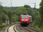 146 016 schiebt den RE1 am 30.07.2011 auf der KBS 480 nach Eschweiler Hbf.