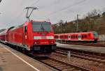 Kaum war der Zug nach Stuttgart ausgefahren, kam auch schon die 146 215-9 mit dem Gegenzug in Neckarelz am Ostersonntag den 31.3.2013 eingefahren.