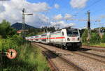 147 564-9 mit dem IC 2004  Schwarzwald  (Konstanz - Emden Hbf) in Engen 28.5.22