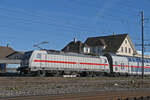 DB Lok 147 593-8 durchfährt am 15.01.2026 den Bahnhof Pratteln.