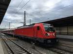 147 016 als RB von Ulm nach Stuttgart am 01.07.17 abfahrbereit in Ulm Hbf.