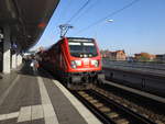 Berlin Ostkreuz am 08.11.2020 Halt des neuen FEX von und zum Flughafen BER