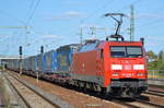 DB Cargo Deutschland AG mit  152 099-8  [NVR-Number: 91 80 6152 099-8 D-DB] und einem KLV-ZUg mit Trailern der Sped. LKW WALTER am 21.08.18 Bf. Flughafen Berlin-Schönefeld.