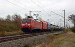 152 076 führte am 28.10.18 einen gemischten Güterzug durch Greppin Richtung Dessau.