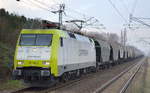 ITL - Eisenbahngesellschaft mbH mit der Captrain  152 196-2  [NVR-Number: 91 80 6152 196-2 D-ITL] und einem Getreidezug am 18.12.18 Bf. Berlin Hohenschönhausen.