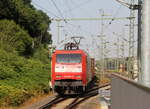 152 059-2 DB kommt mit einem Containerzug aus Gallarate(I) nach Zeebrugge-Vorming(B)  und kommt aus Richtung Köln-Süd,Köln-West,Köln-Ehrenfeld,Kerpen,Horrem,Buir,Merzenich,Düren,Langerwehe,Eschweiler-Hbf und fährt durch Stolberg-Rheinland-Hbf in Richtung Aachhen-Eilendorf,Aachen-Rothe-Erde,Aachen-Hbf,Aachen-Schanz,Aachen-West. 
Aufgenommen vom Bahnsteig 1 in Stolberg-Hbf.
Bei Sommerwetter am Nachmittag vom 24.7.2019.