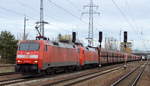 DB Cargo AG [D] mit der Doppeltraktion  152 019-6  [NVR-Nummer: 91 80 6152 019-6 D-DB] +  152 146-7  [NVR-Nummer: 91 80 6152 146-7 D-DB] mit dem leeren Erzzug aus Ziltendorf EKO Richtung Hansaport Hamburg 14.01.20 Bf. Flughafen Berlin Schönefeld. 