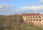 152 097 mit Daimlerzug am 21.02.2020 auf dem Enzviadukt in Bietigheim. 