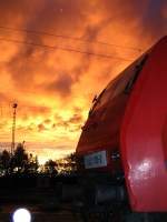 152 139 abgestellt im BW Kornwestheim. Nach einem krftigen Sommergewitter gab es diese sagenhafte Wolkenstimmung, die, wie ich meine, diesem Bild einen sehr besonderen Reiz verleiht.Im Juli 2007