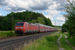 152 058 DB Cargo mit einem Autotransportzug bei Postbauer-Heng Richtung Nürnberg, 03.07.2020