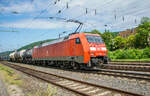 152 099-8 mit einem gemischten Güterzug durchfährt am 24.05.2023 Gemünden/M.
