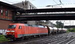 DB Cargo AG [D] mit ihrer  152 004-8  [NVR-Nummer: 91 80 6152 004-8 D-DB] und einem Kesselwagenzug am 03.08.23 Höhe Bahnhof Hamburg-Harburg.