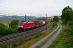 152 146 DB Cargo mit einem gemischten Güterzug bei Obersinn Richtung Gemünden, 22.09.2021