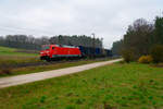 152 130 DB Cargo mit einem Hellmann KLV-Zug bei Mimberg Richtung N�rnberg, 05.04.2022