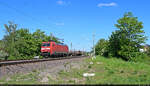 152 151-7 (Siemens ES64F) zieht einen Gemischtwarenladen durch Halle Rosengarten Richtung Sangerhausen.

🧰 DB Cargo
🕓 6.5.2025 | 15:47 Uhr