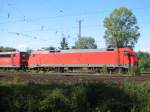 152 112 am 03.10.2004 abgestellt beim Gterbahnhof in Karlsruhe.