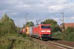 152 154-1 mit Containerzug in Limmer am 02.10.2008 Gru an die Drei Lokfhrer !