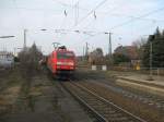 152 035-2 fhrt am 31.03.09 mit einem Kalisalzzug aus dem Hamburger Hafen durch Lneburg Richtung Sden.