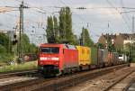 152 156 mit einem Gterzug am 27.05.2009 am Heimeranplatz in Mnchen.