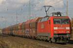 Railion Lok 152 057 mit vllig verdreckten Scheiben am 8.11.09 in Ratingen-Lintorf