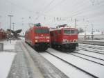 Hier 152 063 4 und 155 230-6, diese beiden Loks standen am 21.12.2009 in Angermnde.