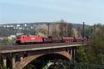 152 059-2 hat mit ihrem gemischten Gterzug gerade Wuppertal - Zoologischer Garten passiert.