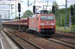 152 061-8 mit Waggons des Typ Fans in Berlin Schnefeld.