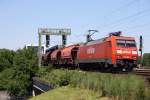 152 069 mit einem Kalizug in Richtung Harburg am 27.06.2010 in Hamburg Sderelbbrcken.